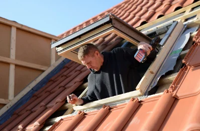 Pose de fenêtres de toit Velux au Val-Saint-Éloi